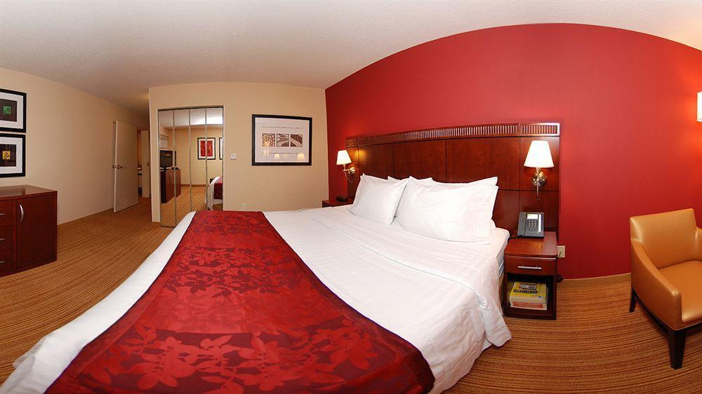 คอร์ตยาร์ด ดัลลัส ดีเอฟดับเบิลยู แอร์พอร์ต เซาท์ เออร์วิง Hotel ภายนอก รูปภาพ